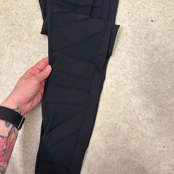 Lululemon leggings - Picture 3 of 4